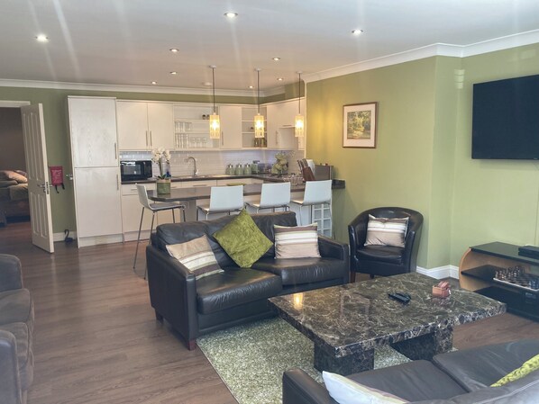 Apartment | Living area