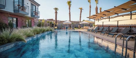 Standard Double Room, Non Smoking, Pool View | Pool | Seasonal outdoor pool