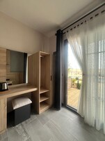 Standard Double Room, Non Smoking, Pool View | Bed sheets