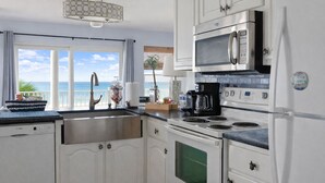 Unclassified image, 2 of 55, button - Oceanfront | Quiet Beach | 2 Balconies | Arcades | Kayaks (Port St. Joe)