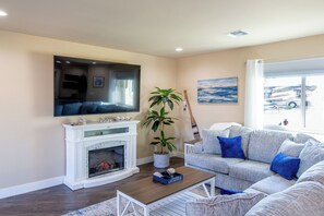 TV connectée, cheminée