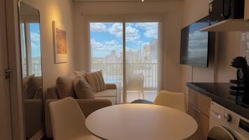 Superior-huoneisto, kaupunkinäköala | Oleskelualue