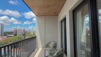 Appartement Supérieur, vue ville | Terrasse/Patio