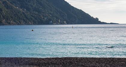 A Un Passo dalla Spiaggia di Camogli