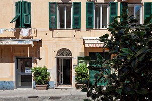 Entrada al alojamiento