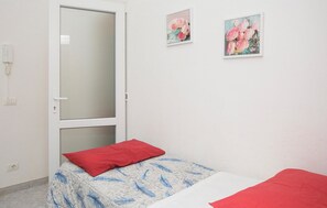 2 bedrooms, free WiFi