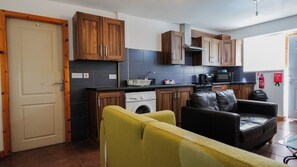 아파트 | 거실 공간 | 평면 TV