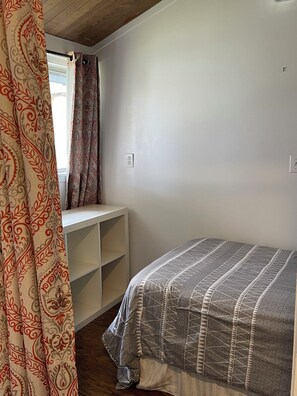 2 bedrooms, free WiFi, bed sheets - Mendocino Studio #3 in the Village, Full kitchen (Mendocino)