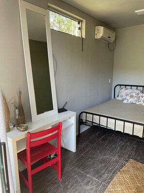 Basic-Zimmer, Gartenblick