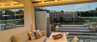 Villa Carrie- Coral Bay Apartment to enjoy relaxation at a stone's throw from the sea