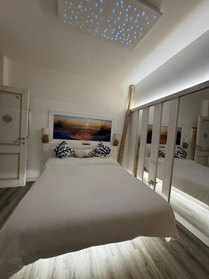 2 bedrooms, WiFi, bed sheets - Villa Carrie- Coral Bay Apartment to enjoy relaxation at a stone's throw from the sea (Porto Pozzo)