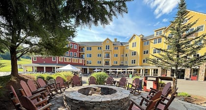 Convenience & location! Direct ski access-1 BR/2BA fully stocked condo at Okemo