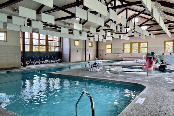 Indoor pool, outdoor pool