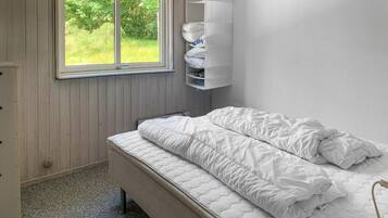 4 Schlafzimmer, Reisekinderbett, kostenloses WLAN