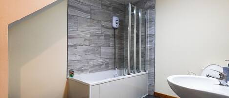 Apartment | Bathroom
