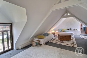 2 chambres, fer et planche à repasser, accès au Wi-Fi (inclus)