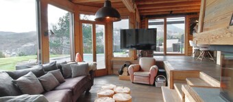 Formidable Chalet avec piscine et vue