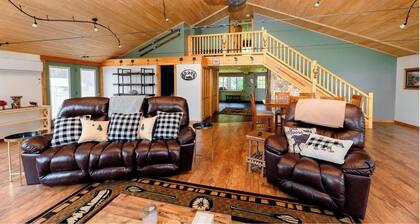 Bull Moose on Snowmobile, ATV trails, near Sugarloaf, Flagstaff, Hiking, Golfing