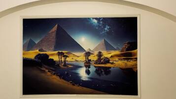 Quarto solteiro básico | Espaço de trabalho para notebook, Wi-Fi de cortesia