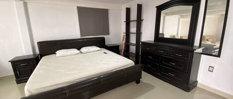 1 chambre, fer et planche Ă repasser, Wi-Fi, literie fournie