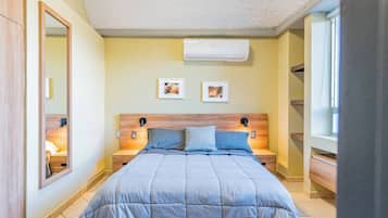 1 bedroom, iron/ironing board, free WiFi, bed sheets