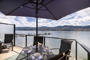 تناول الطعام بالخارج