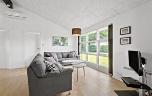 Fernseher, Kamin