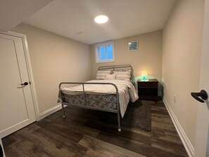 2 chambres, bureau, fer et planche à repasser, Wi-Fi