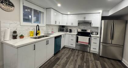 Cozy new 2-bedroom basement apartment close to the canal in Welland with WiFi