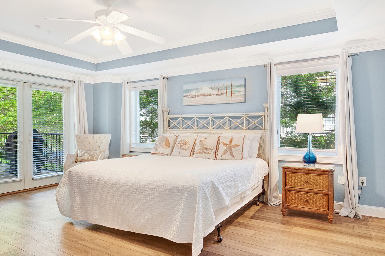 3 bedrooms, desk, iron/ironing board, free WiFi