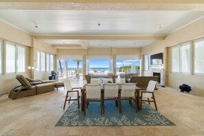 Dining - Biltmore Beach House | Luxury 5-Br Beachfront Pool & Spa House | Sleeps 10 (Bonita Springs)