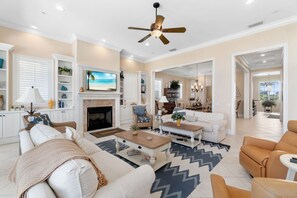 Smart TV, fireplace, offices