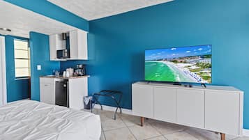 1 slaapkamer, een strijkplank/strijkijzer, gratis wifi, beddengoed