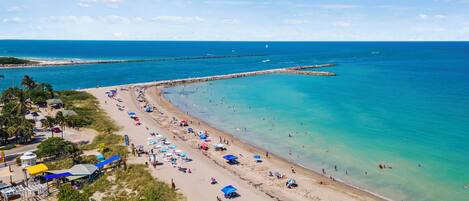 A la platja