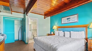 Unclassified image, 5 of 23, button - Oceanfront Inn, Partial Ocean View, King Bed, #7 (Fort Pierce)