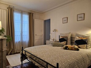 2 Schlafzimmer, Reisekinderbett, WLAN, Bettwäsche