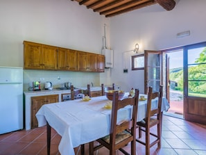 Dining - Cerretino Tettoia by Interhome (Castellina in Chianti)
