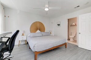 3 chambres, fer et planche à repasser, Wi-Fi, draps fournis