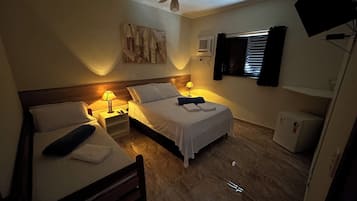Quarto triplo conforto, vista para a cidade | Wi-Fi de cortesia
