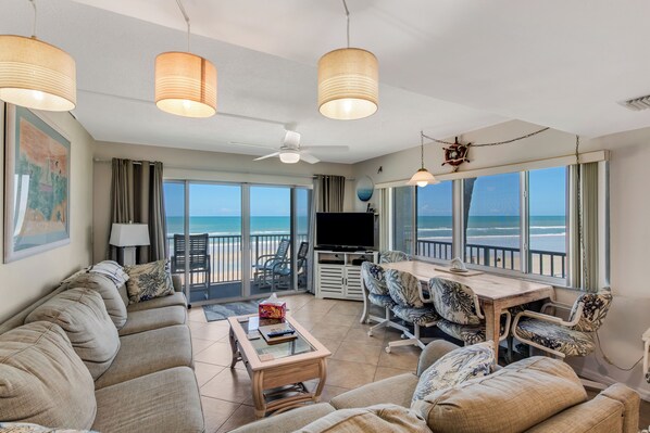 リビング エリア