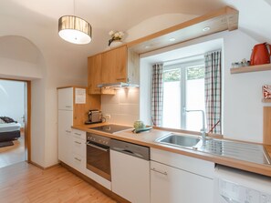 Fridge, oven, dishwasher, toaster - Rübezahl by Interhome (Bad Hofgastein)