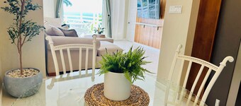 Falcon Oceanviews 4br Penthouse/Free Airport Transport/Security/Gated