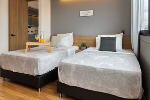 2 bedrooms, bed sheets - Cozy Aparta-Suite Studio | Rosa Negra (Medellín)