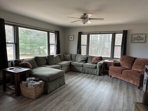 Smart-TV og DVD-spiller