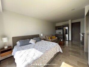 2 bedrooms, iron/ironing board, WiFi, bed sheets - New studio p/3, pool, close to the beach+5th AV (Playa del Carmen)