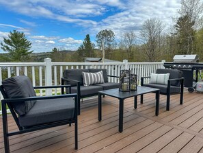 Outdoor dining - Lake Escape: Newly Renovated Waterview Home with Lake Access (Hinesburg)