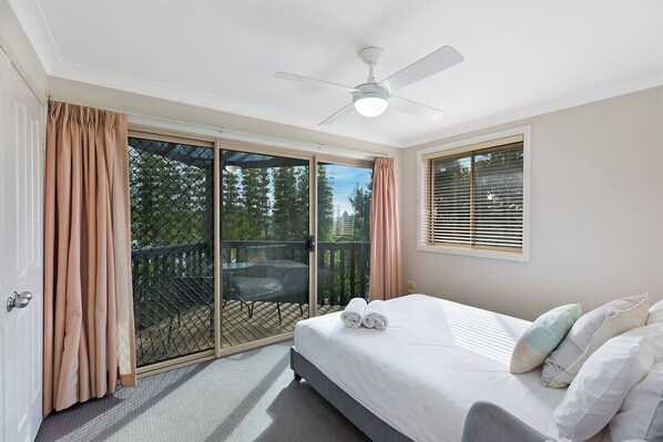 3 sovrum, strykjärn/strykbräda, wi-fi och sängkläder