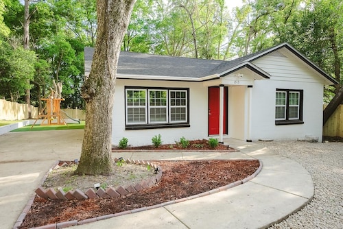 Charming 3-bedroom house Tallahassee;  near THL Airport, FSU, FAMU, Parks