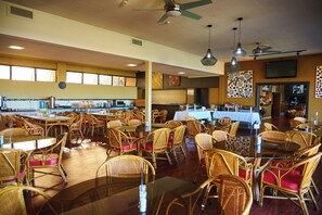 Daily continental breakfast (AUD 11 per person) - Mirambeena Motel (Whyalla)