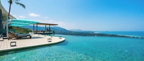 حمّام سباحة خارجي